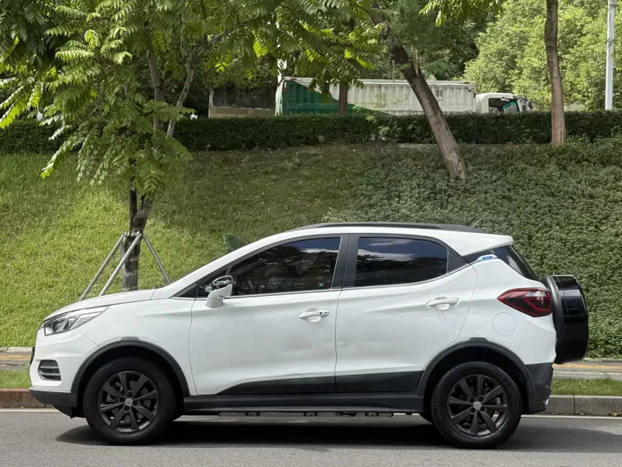 BYD Yuan EV