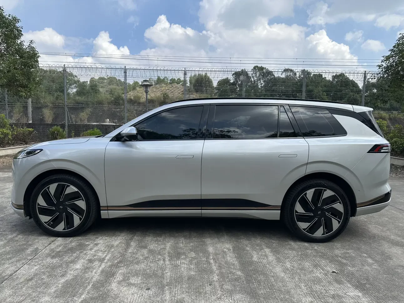 Dongfeng Yipai 008
