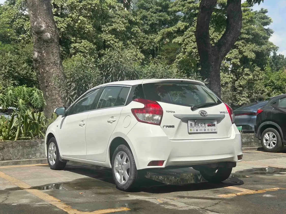 Toyota Yaris L
