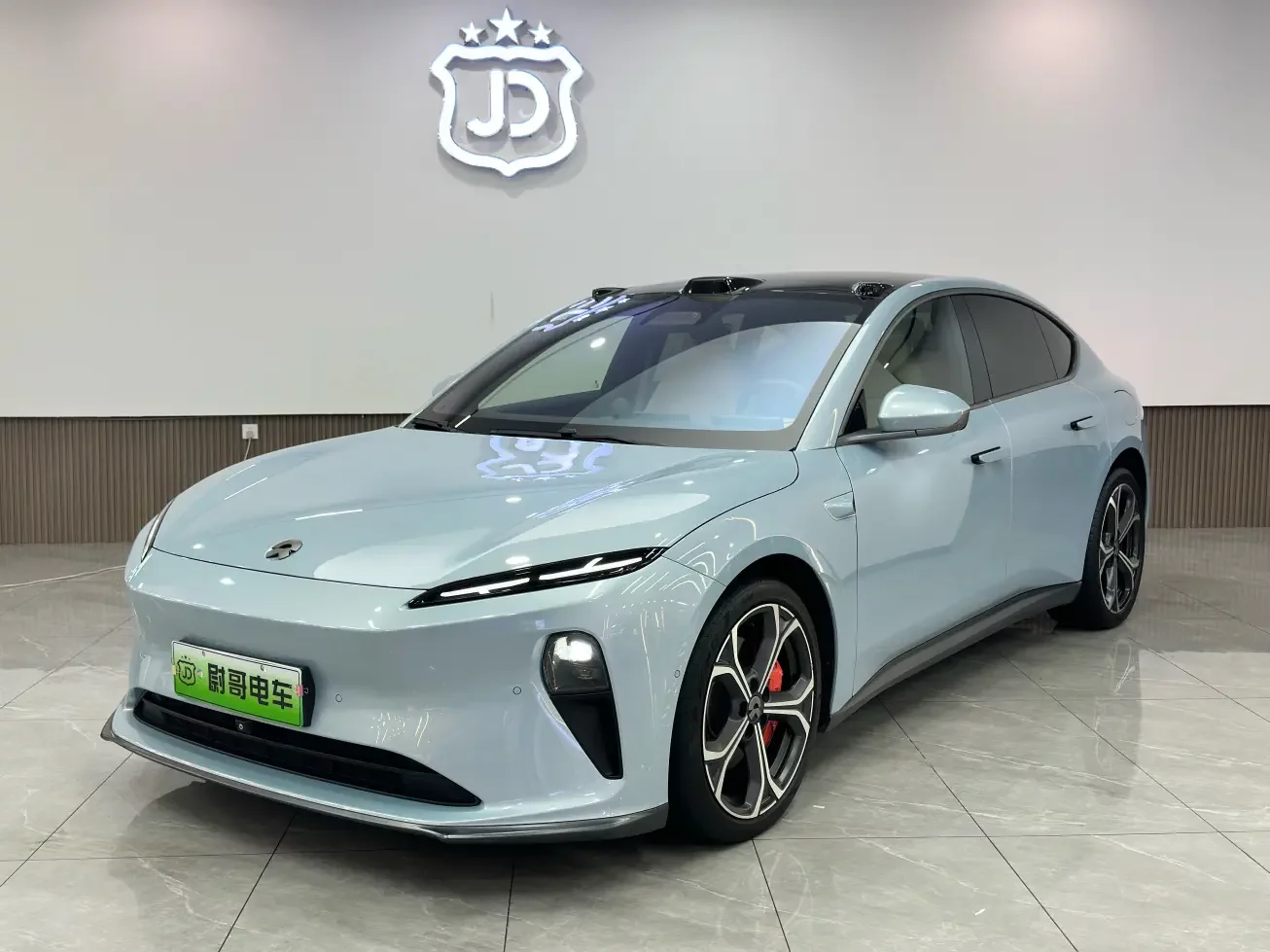 NIO ET5