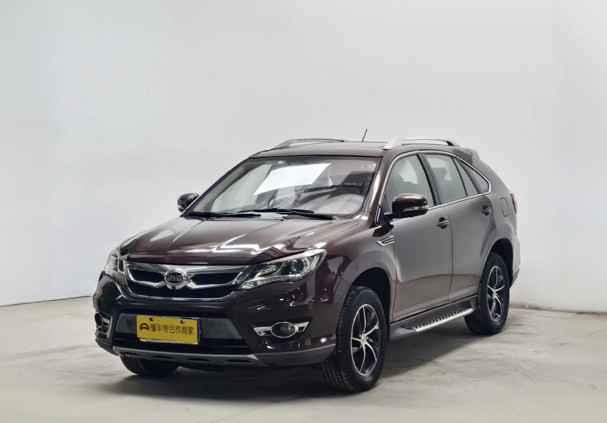 BYD S7