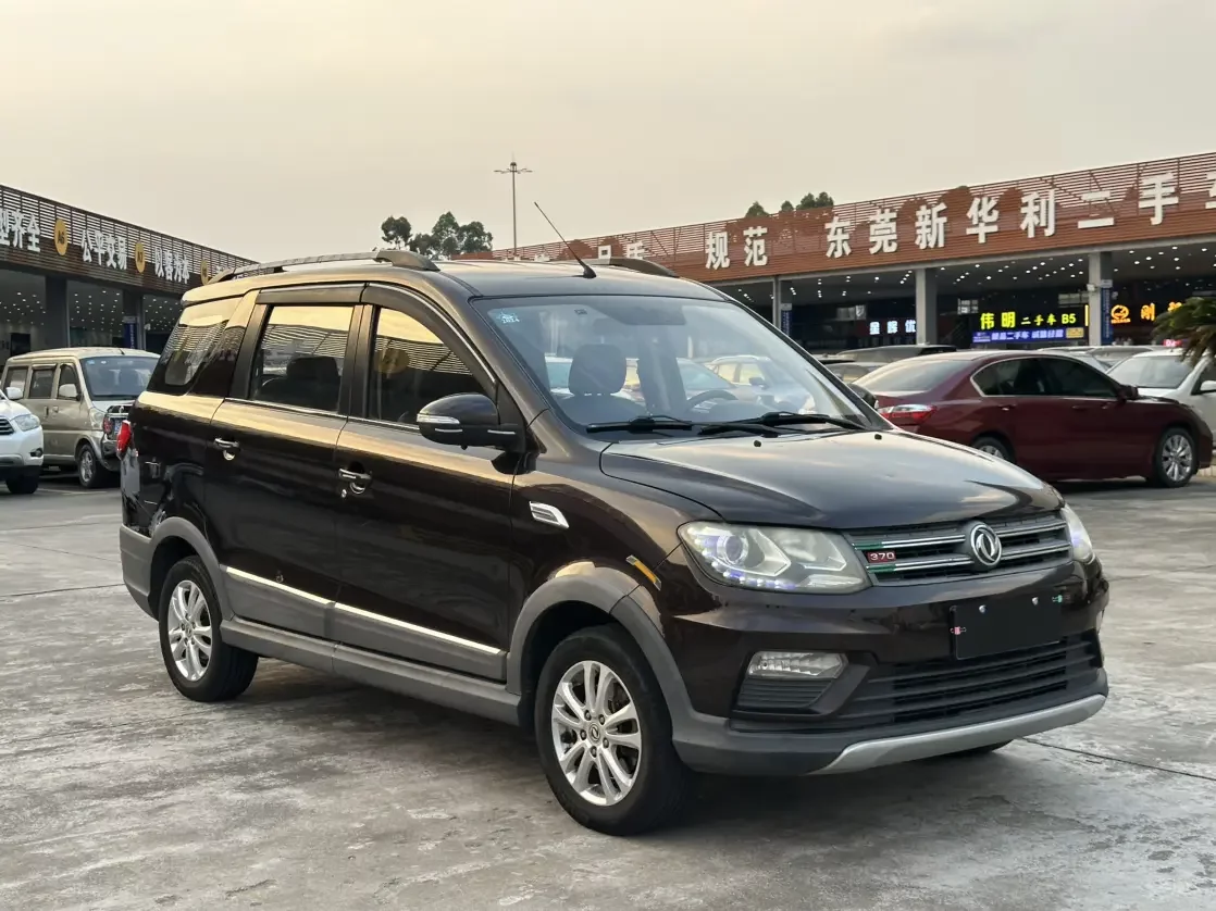 Dongfeng Fengon 370