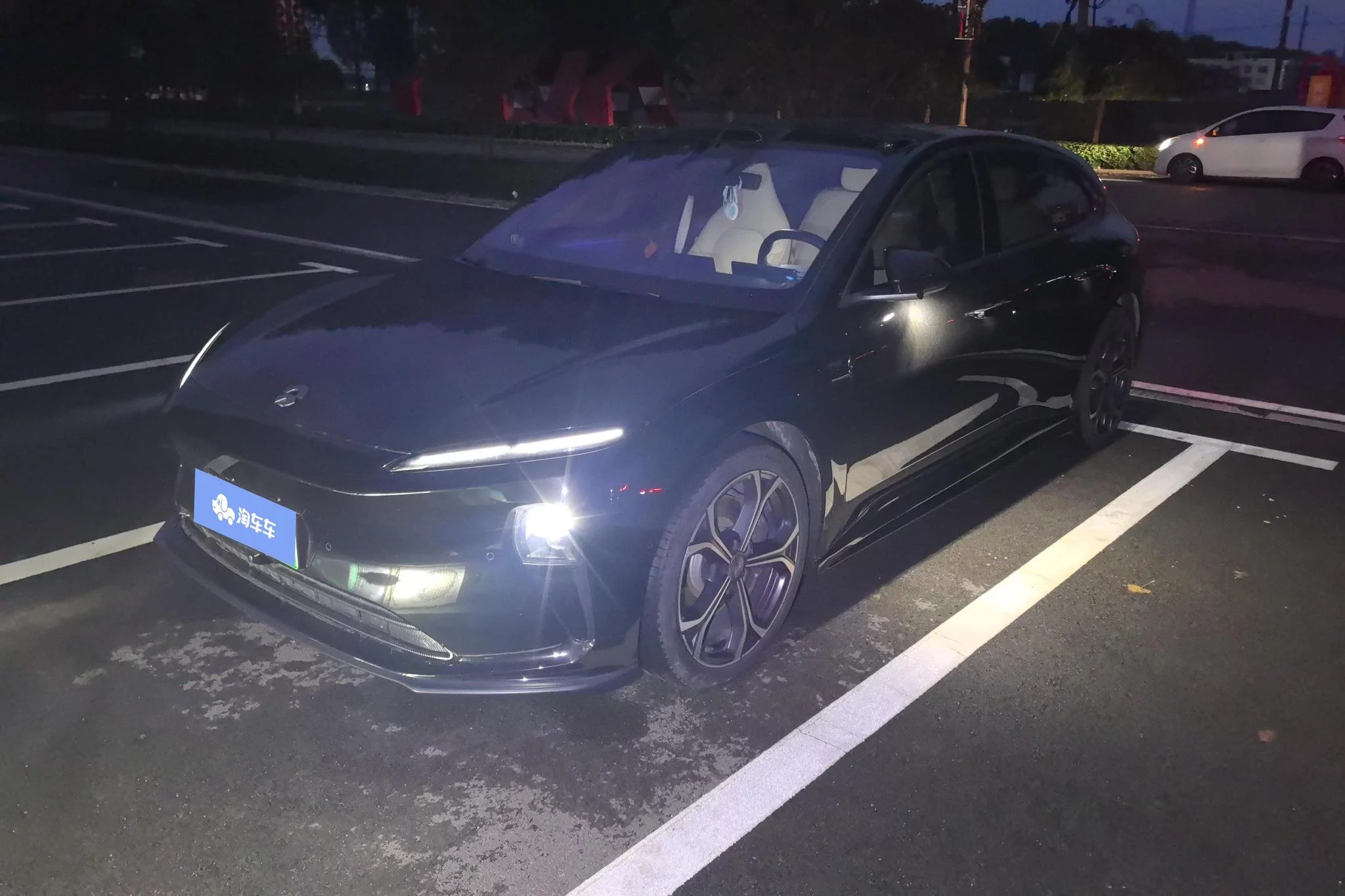 NIO ET5T