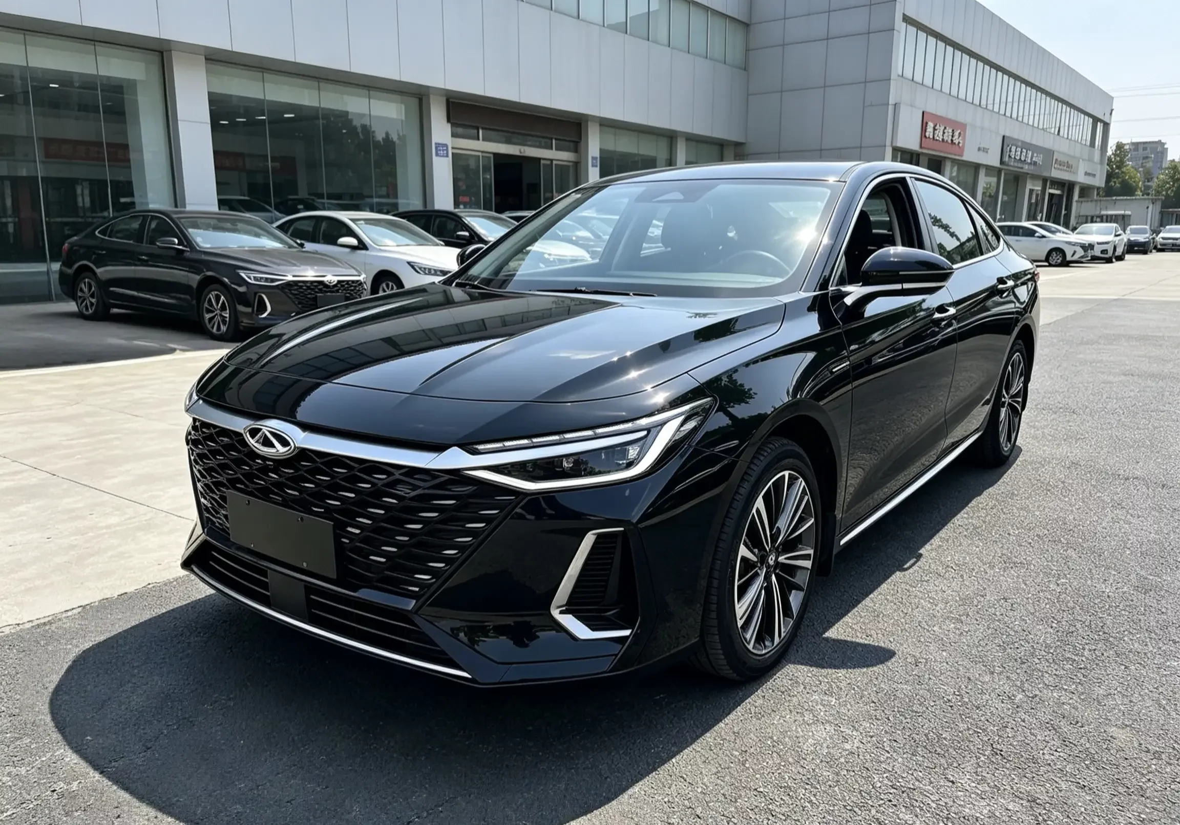 Chery Arrizo 8