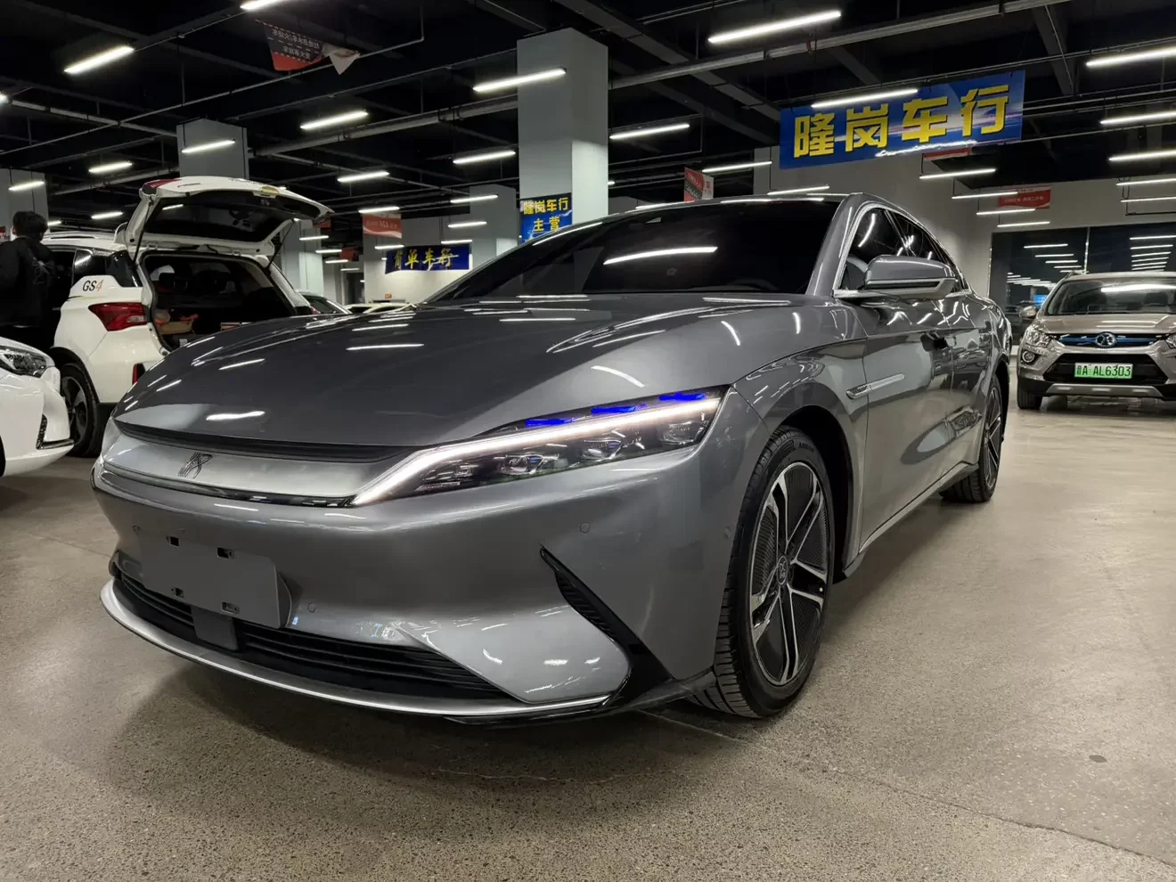 BYD Han EV