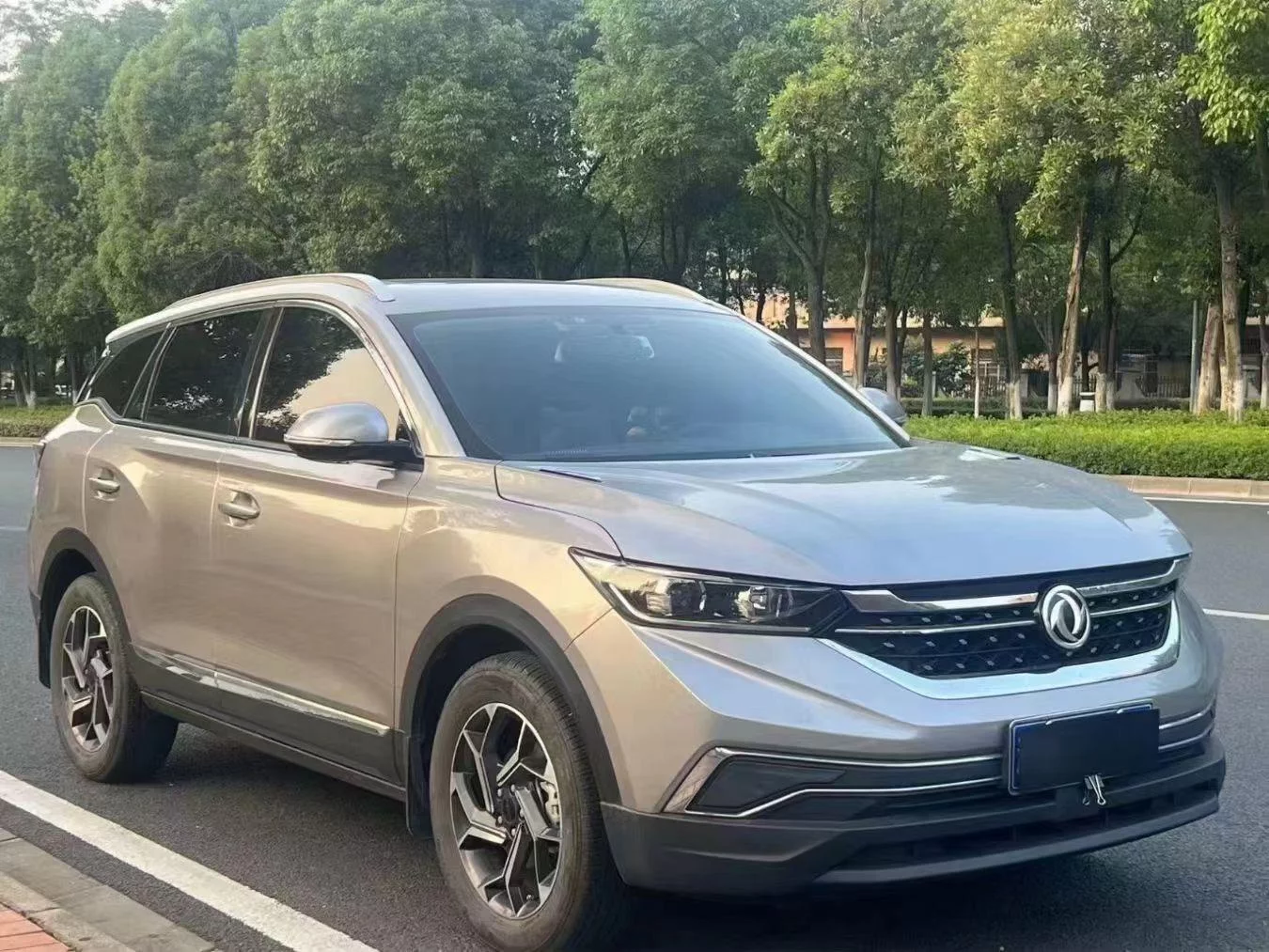 Dongfeng Fengshen AX7