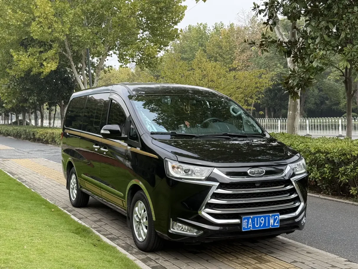 JAC Ruifeng M4