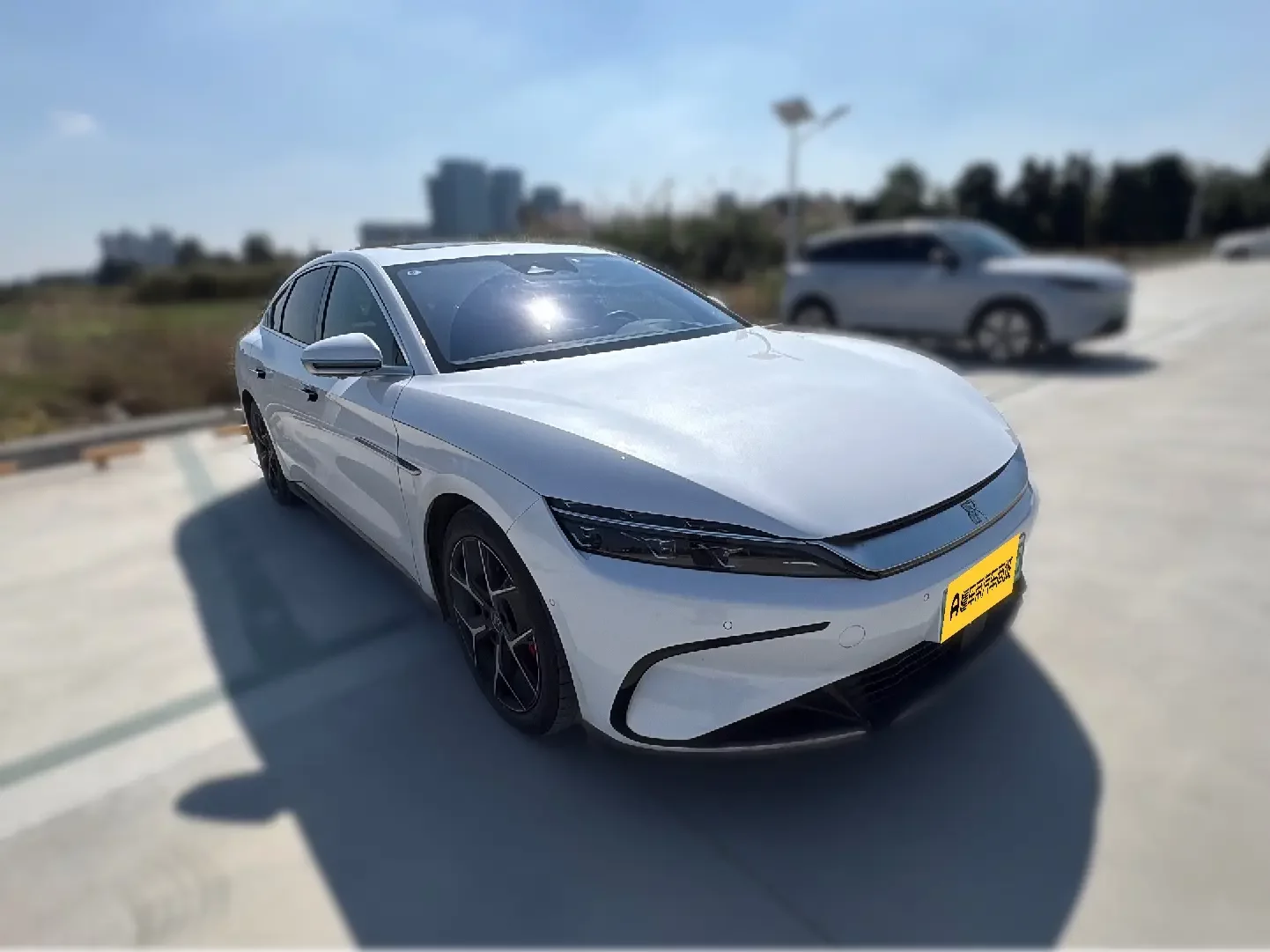 BYD Han EV
