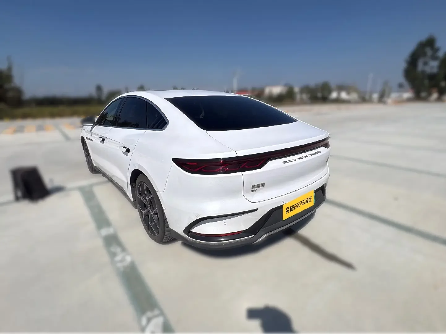 BYD Han EV