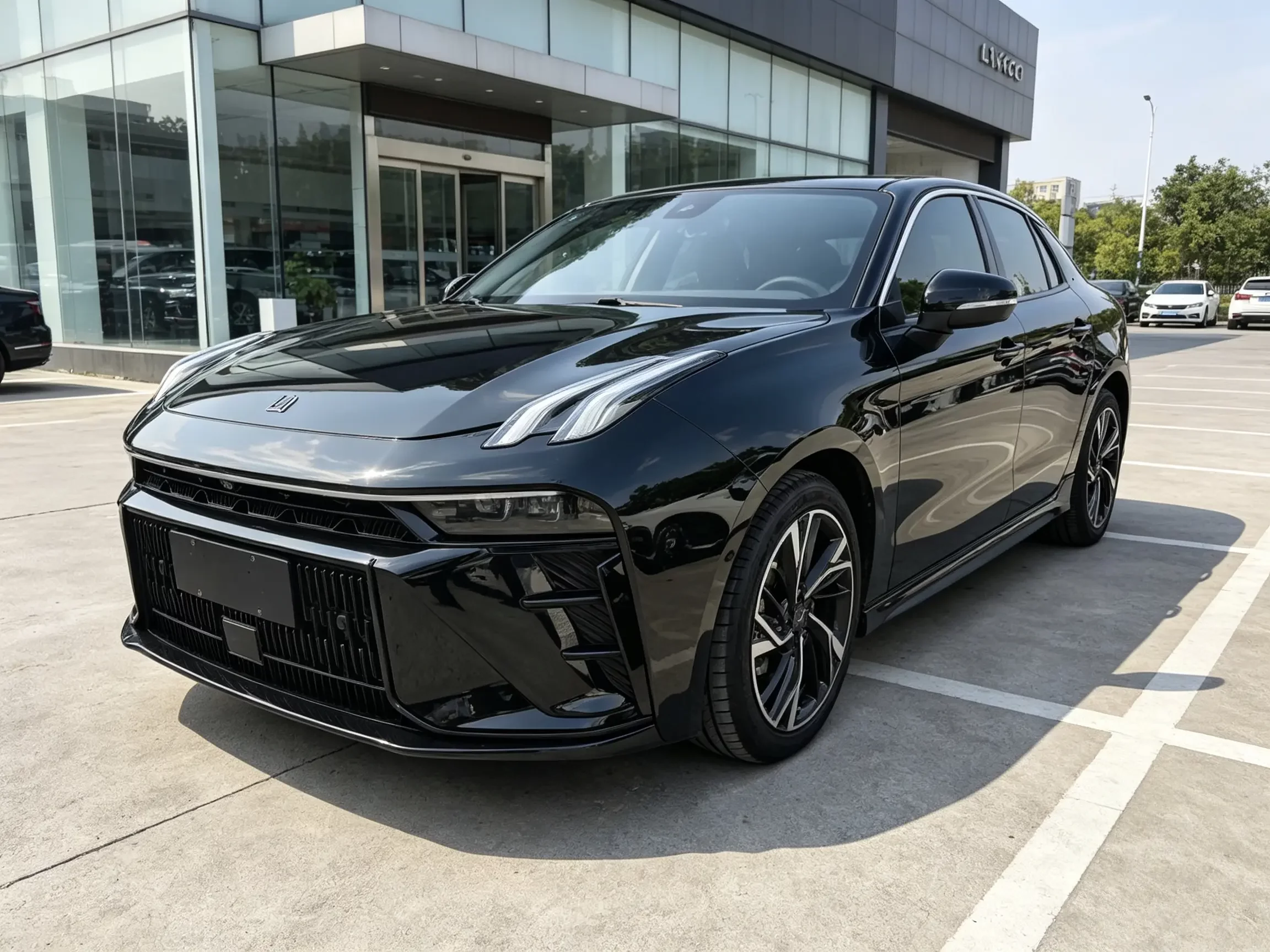 Lynk & Co 03