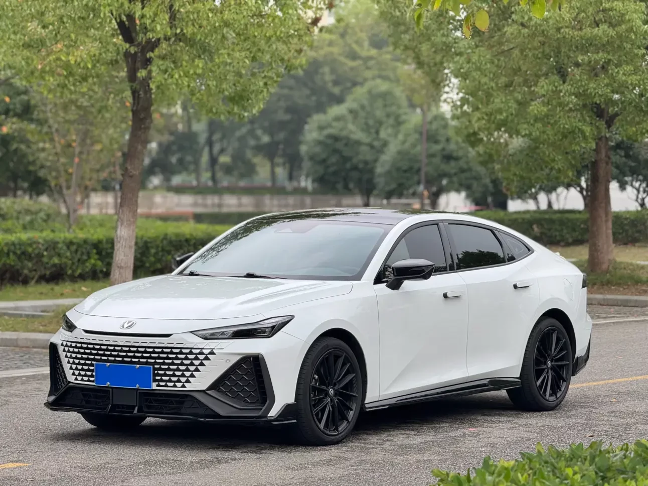 Changan UNI-V
