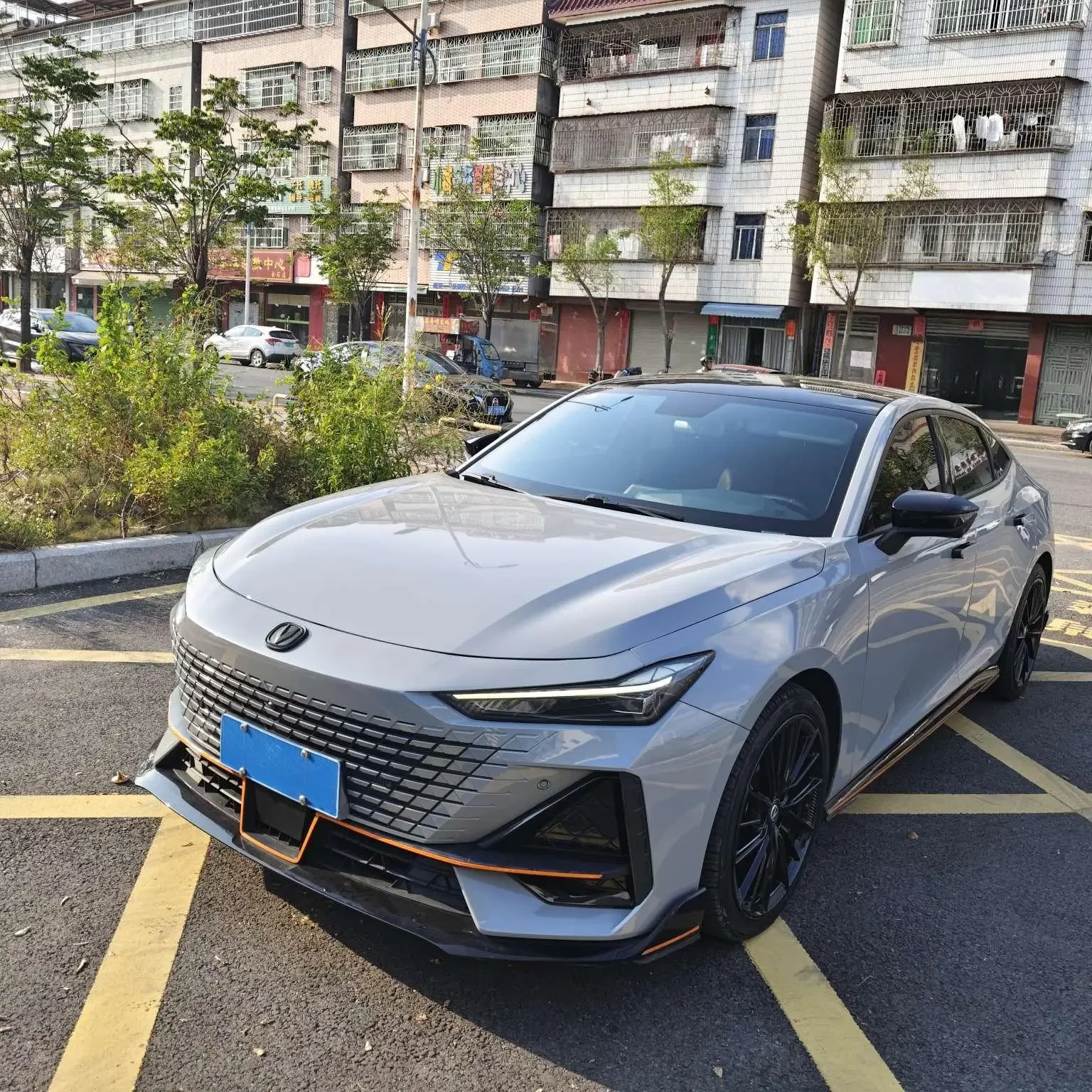 Changan UNI-V
