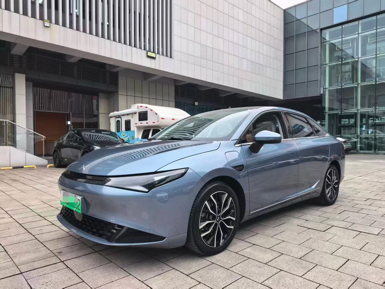 XPeng P5