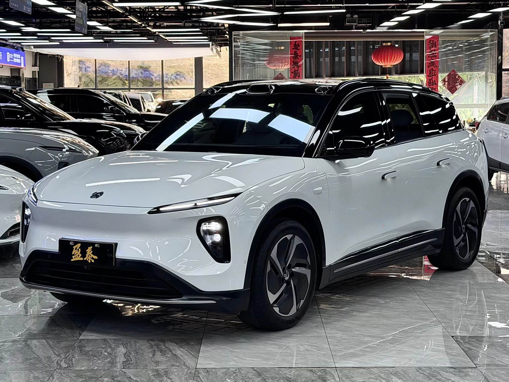 NIO ES6