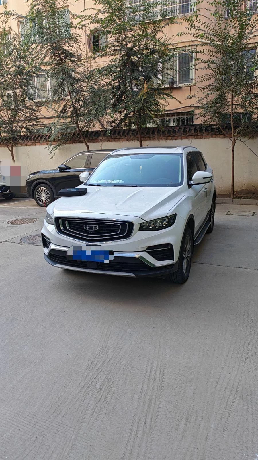 Geely Atlas