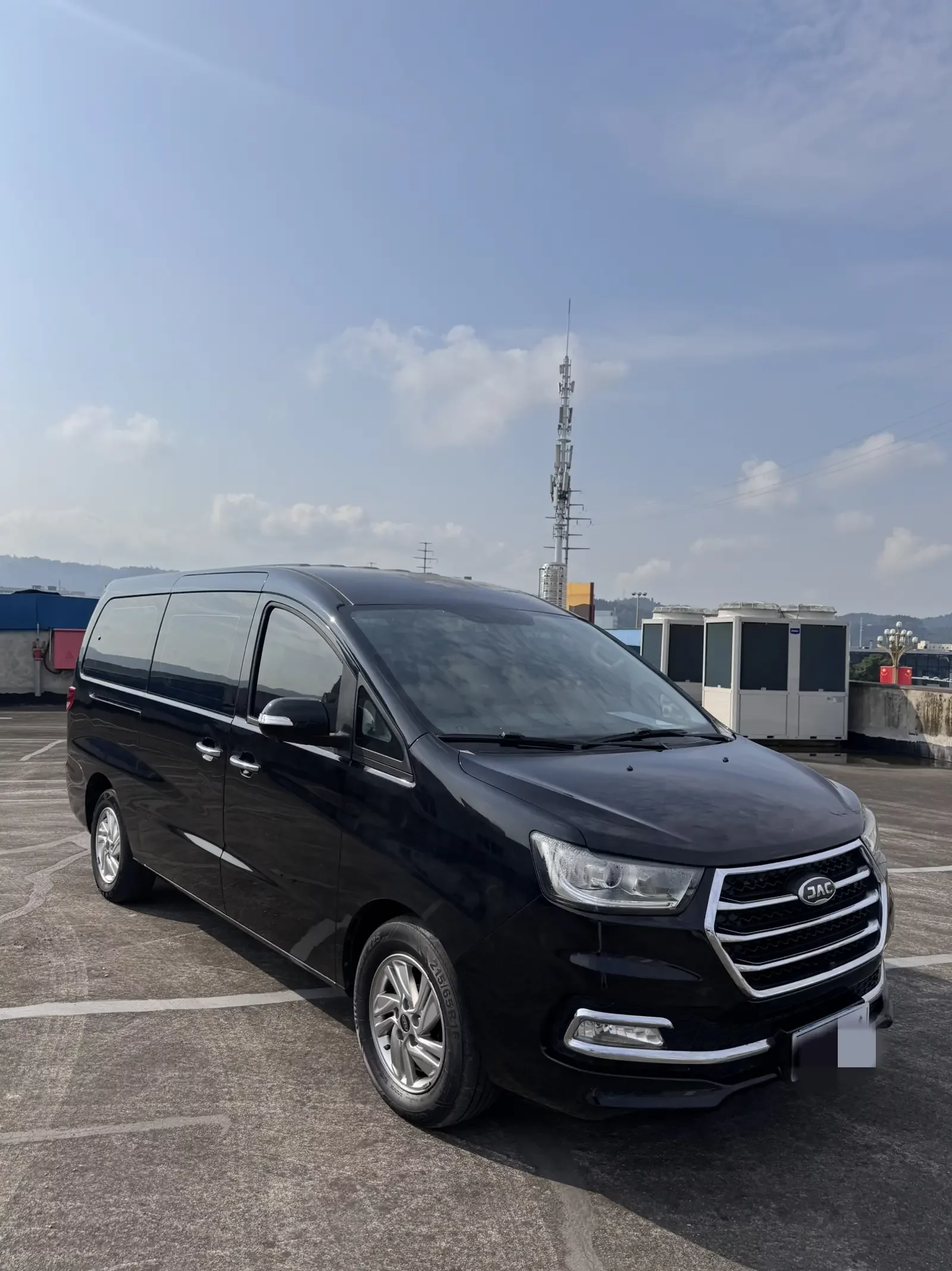 JAC Ruifeng M4