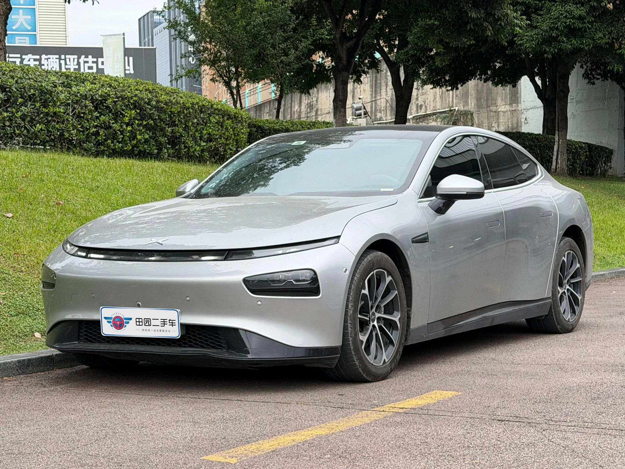 XPeng P7