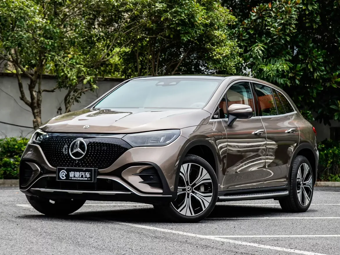 Mercedes-Benz EQE SUV