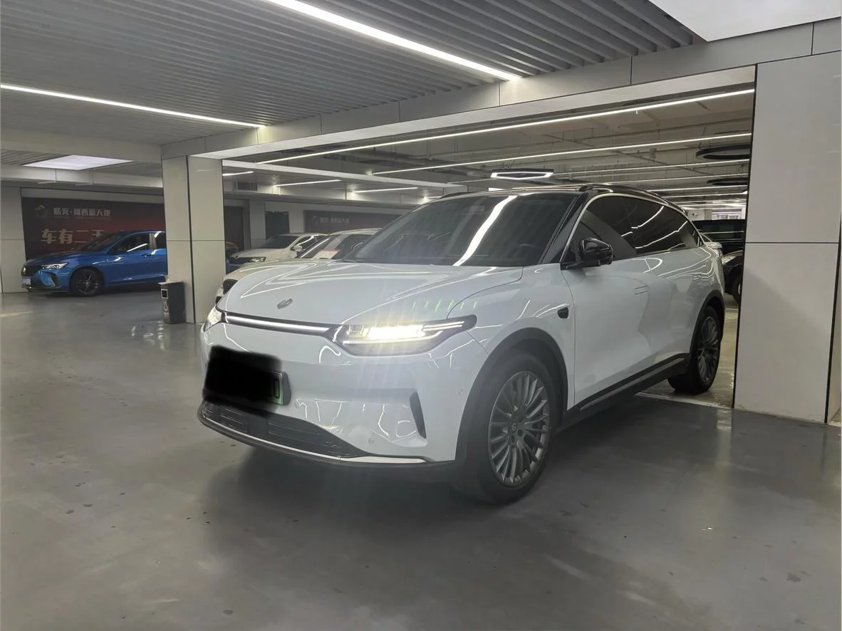 Leapmotor C11