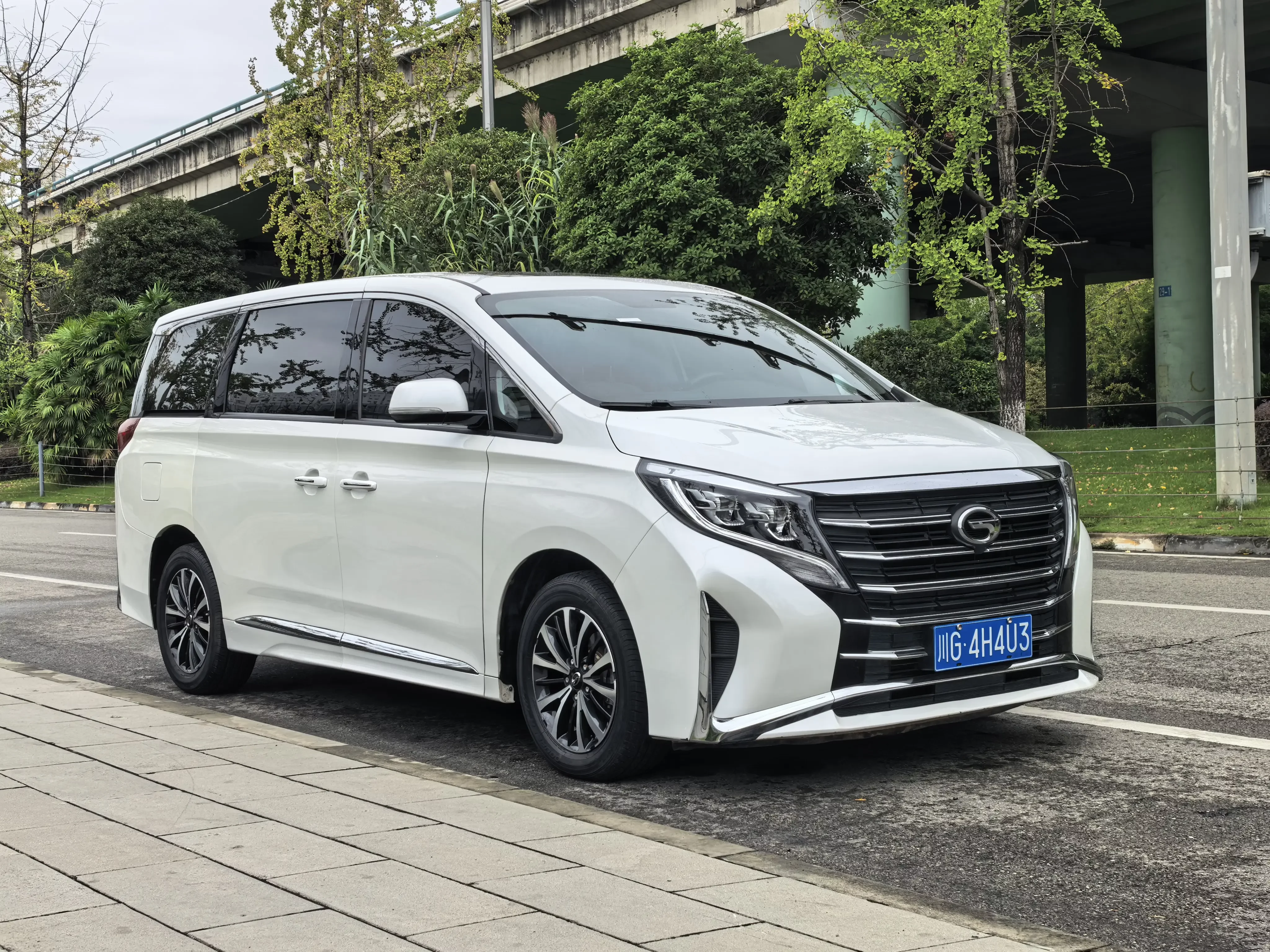 GAC Trumpchi M8