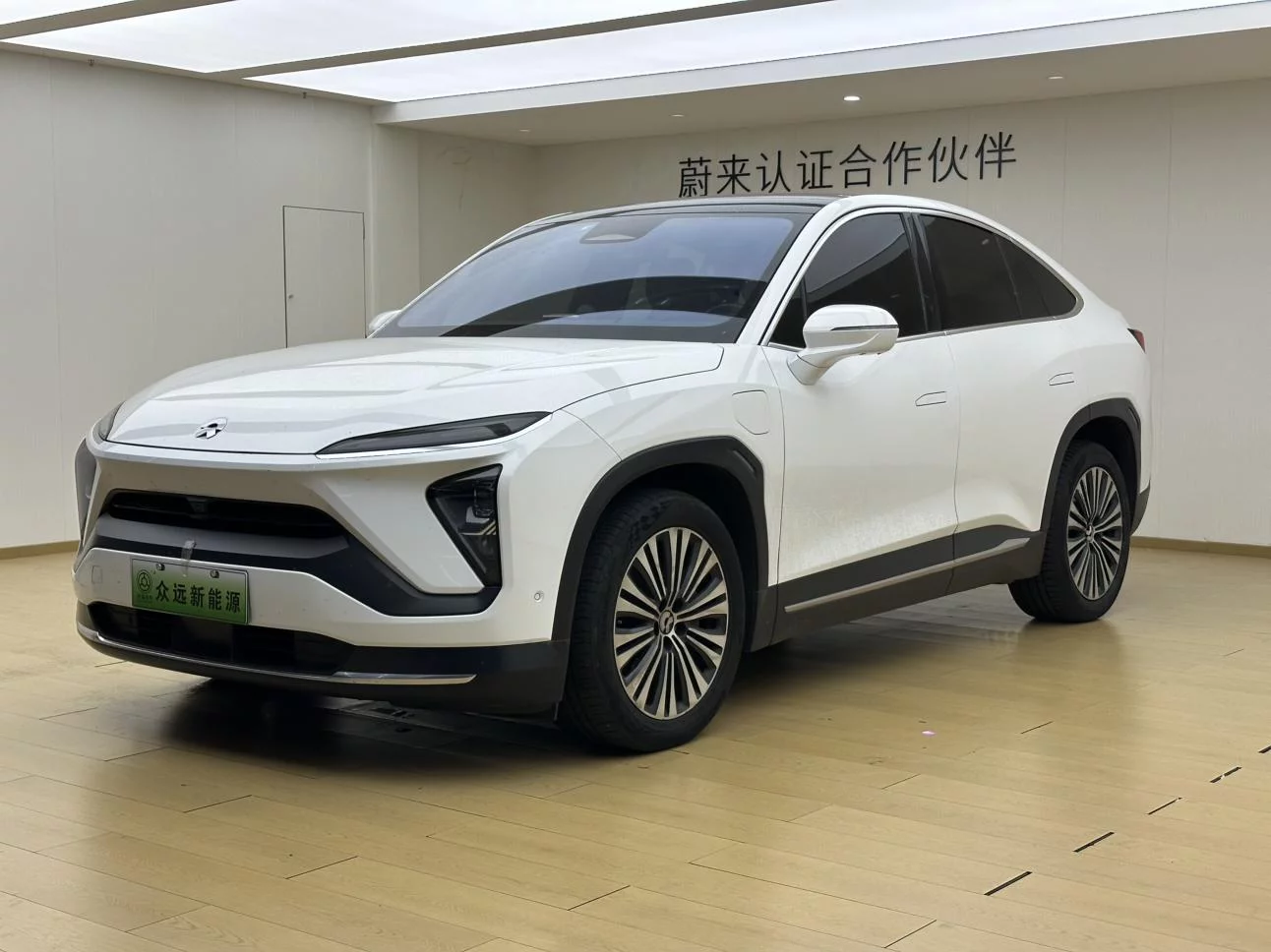 NIO EC6