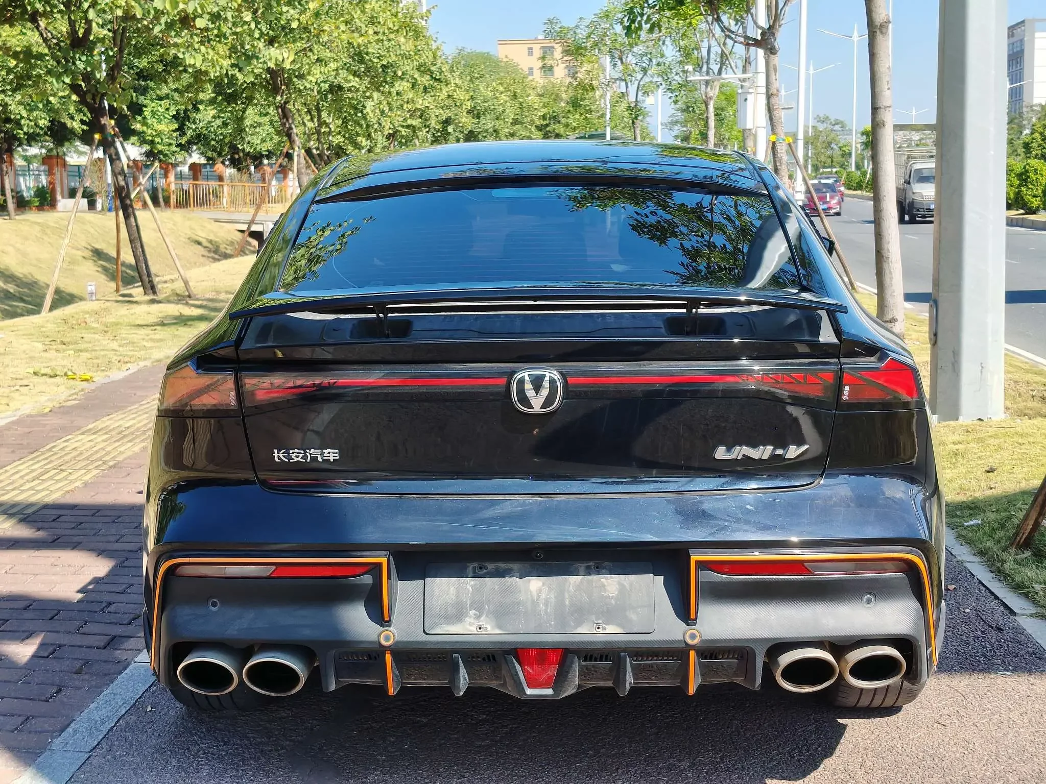 Changan UNI-V