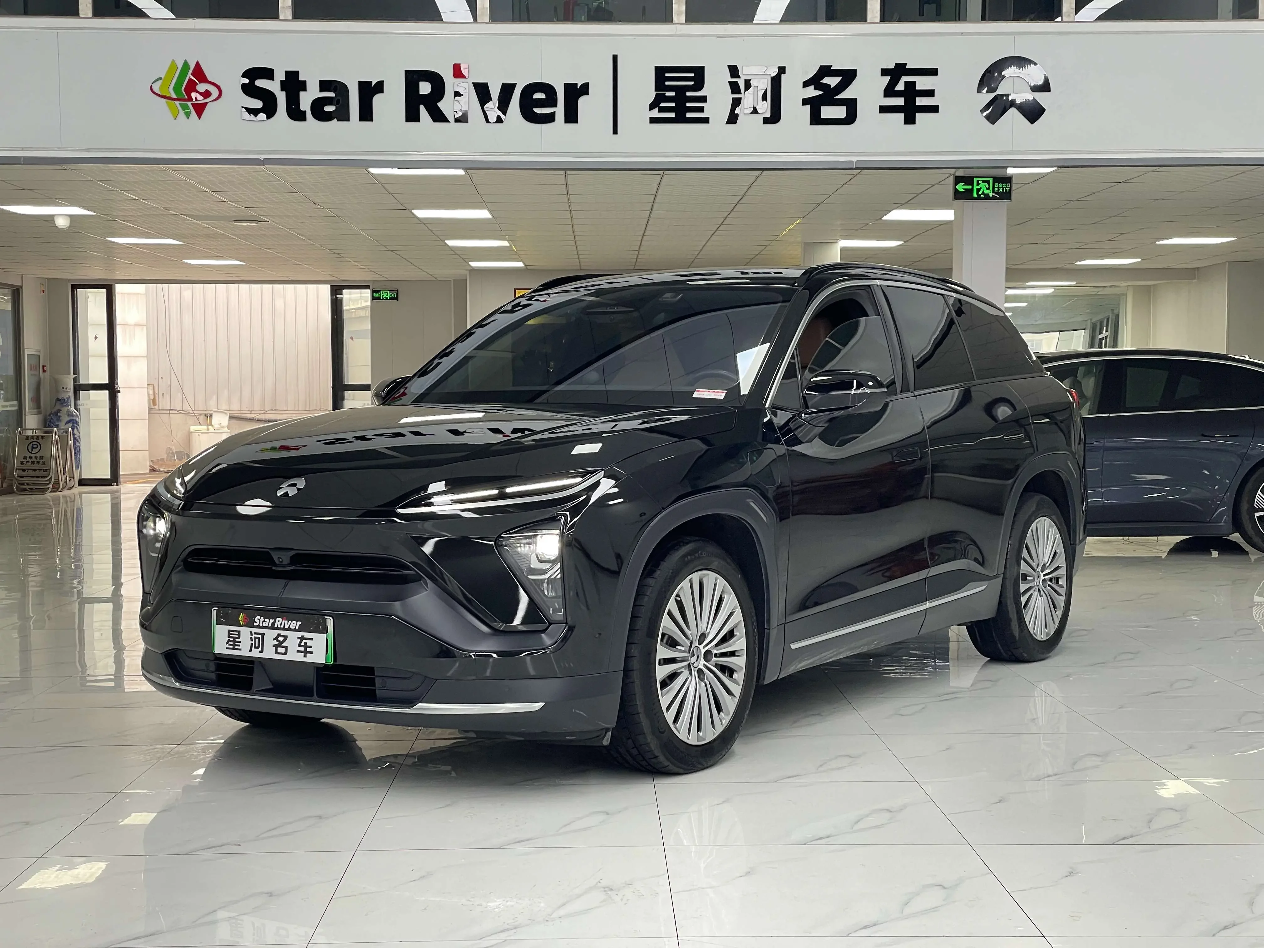 NIO ES6