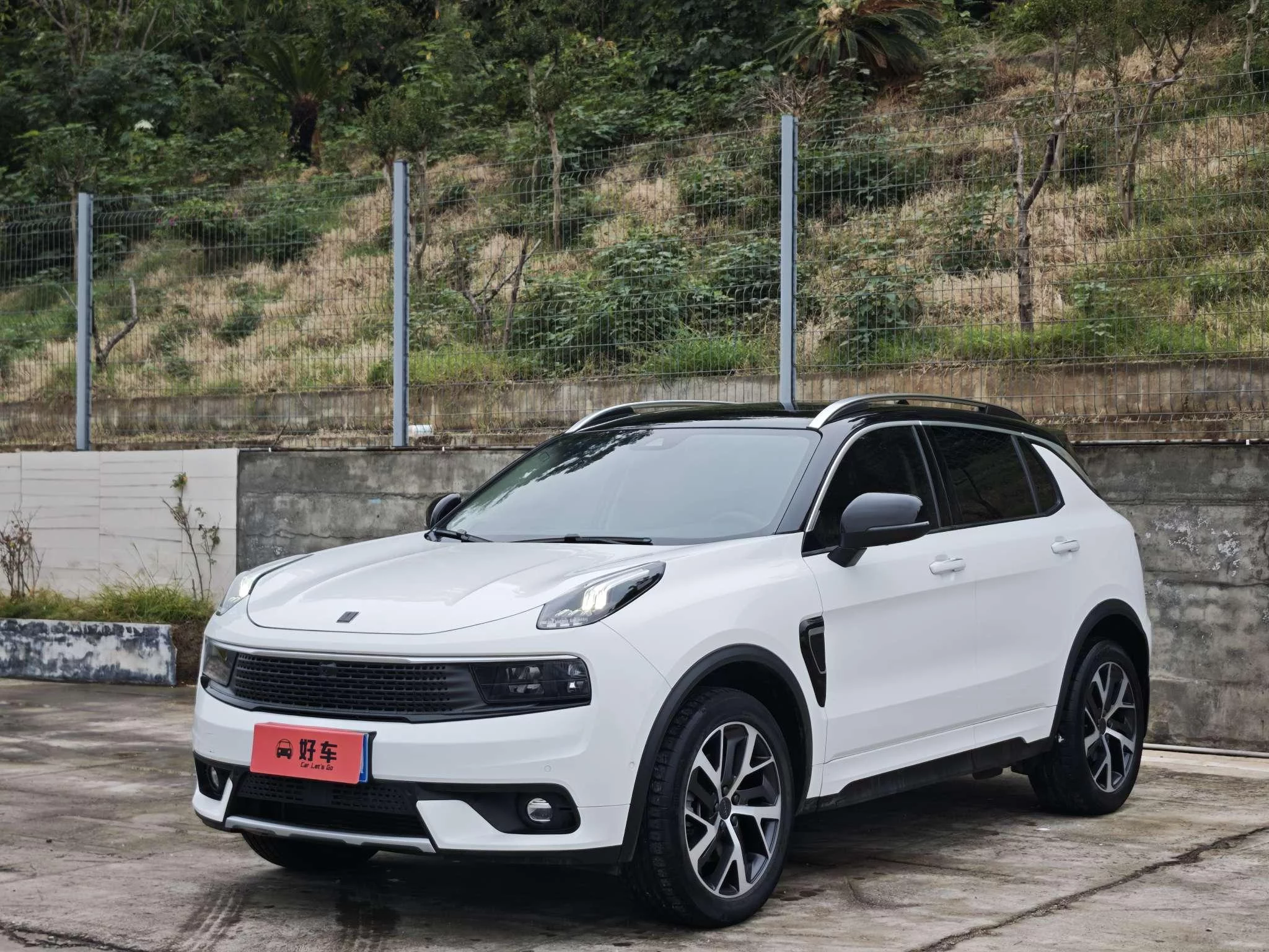 Lynk & Co 01