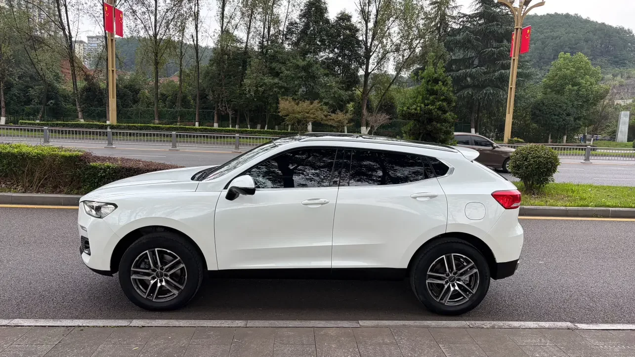Haval F5