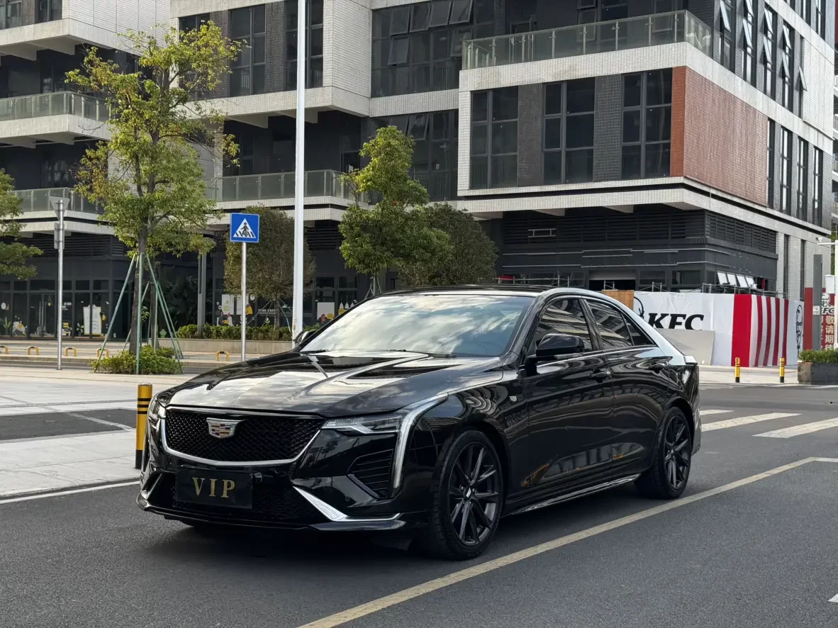 Cadillac CT4