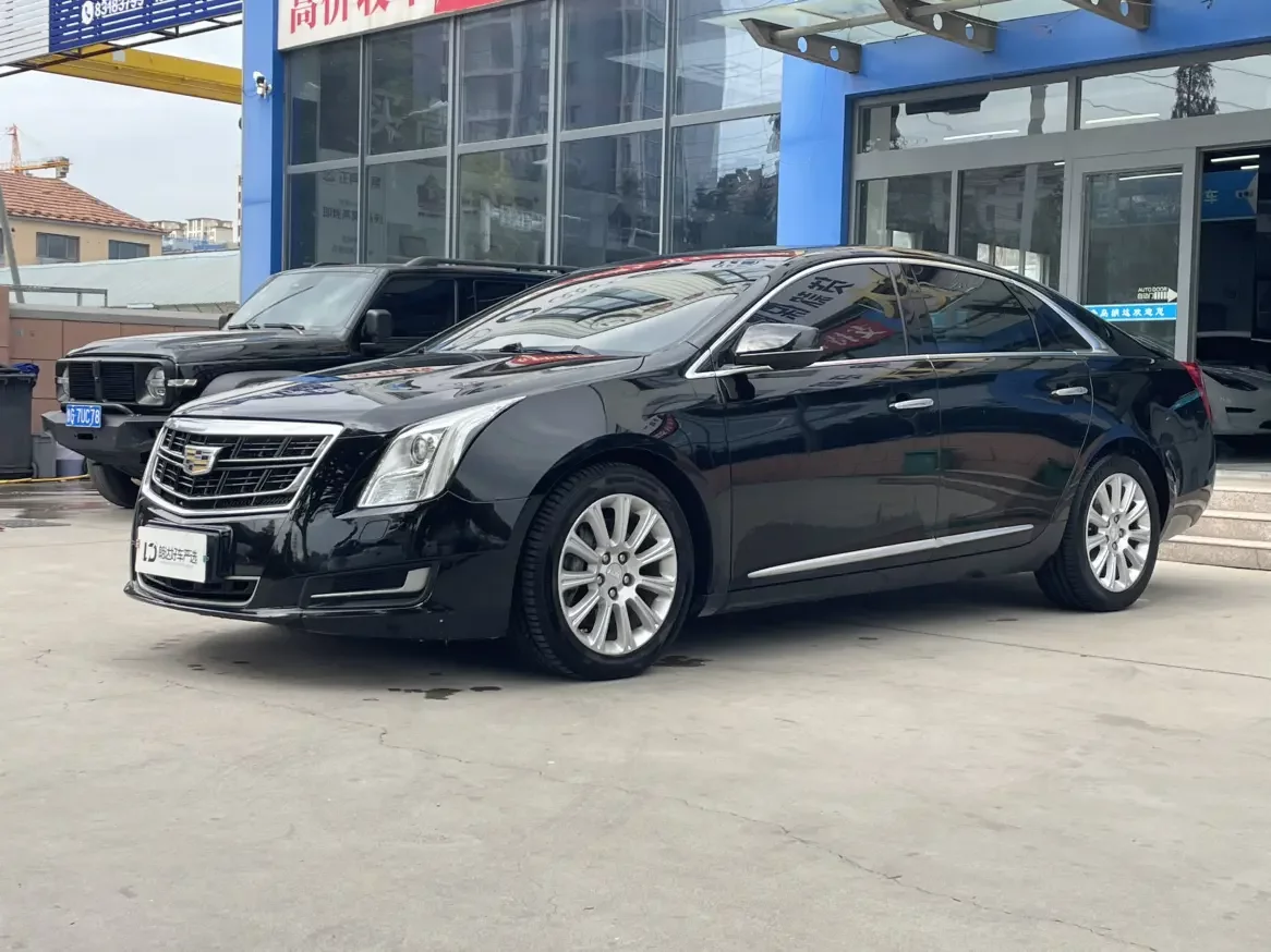 Cadillac XTS