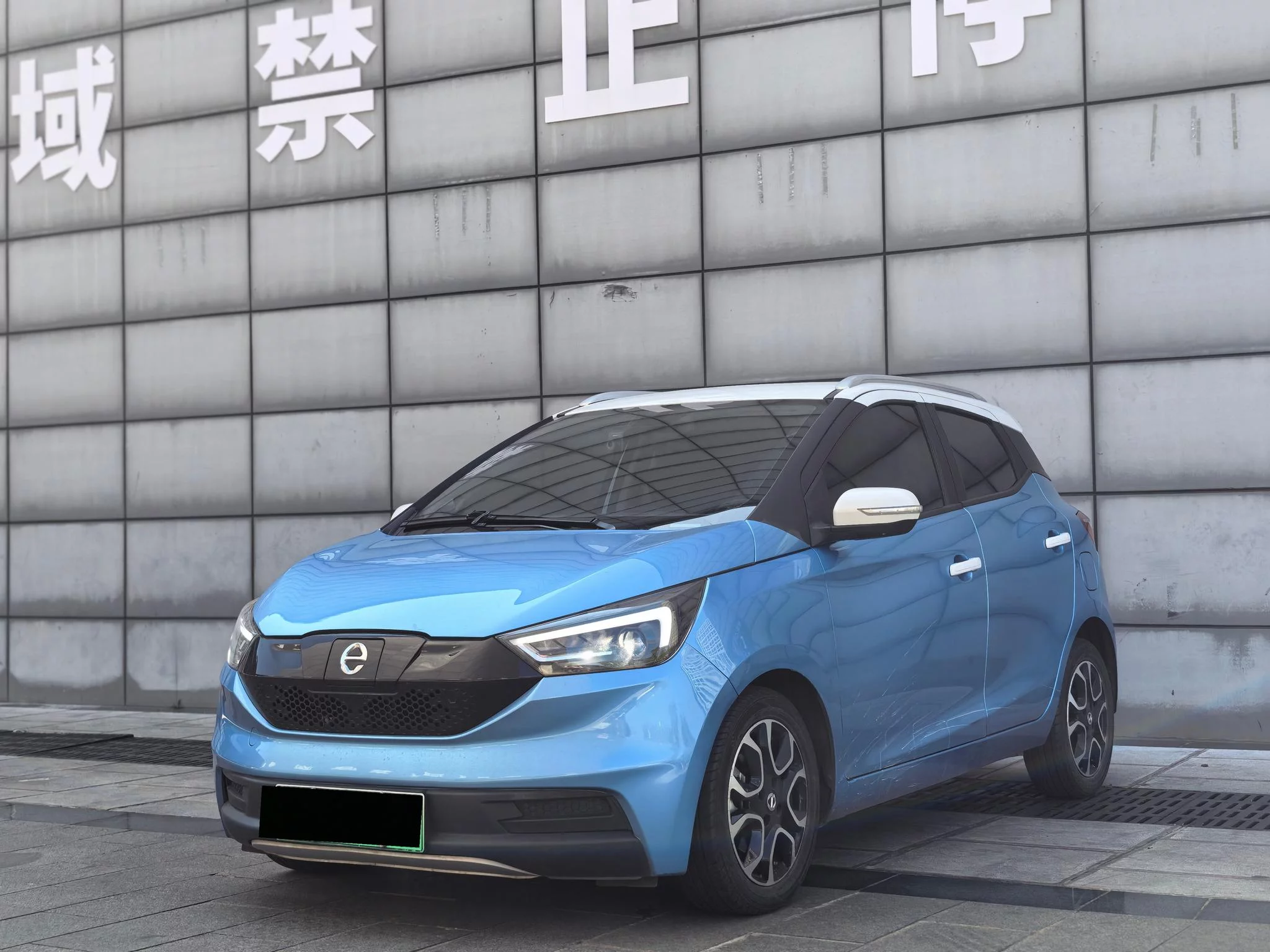 Jiangling Yizhi EV3