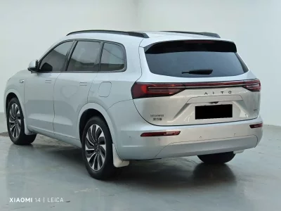 AITO M7
