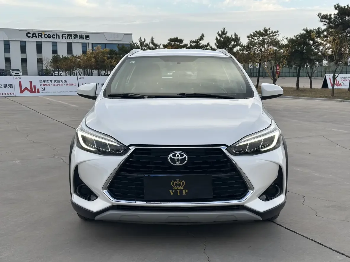 Toyota Yaris L