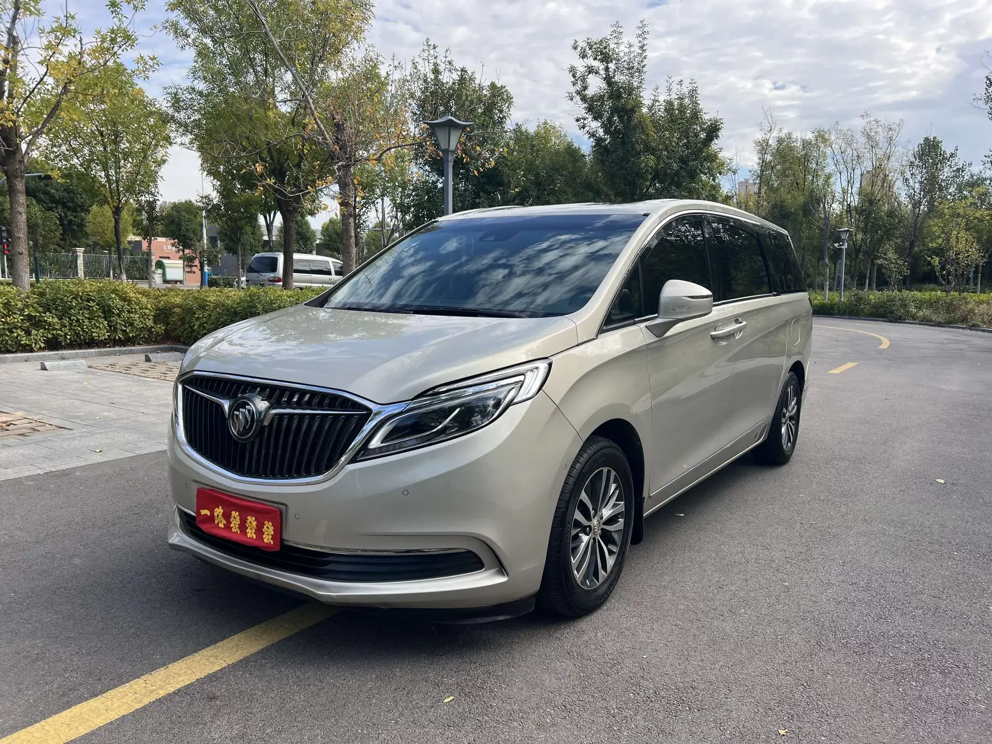 Buick GL8