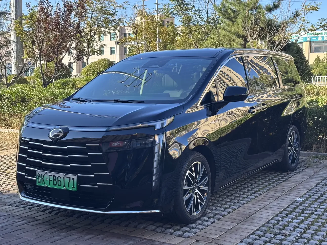GAC Trumpchi E8 PHEV