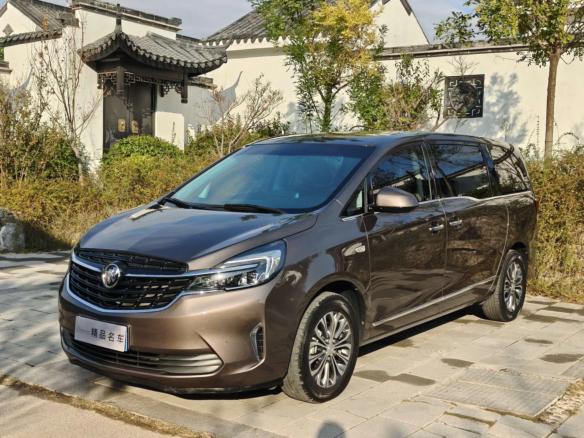 Buick GL8
