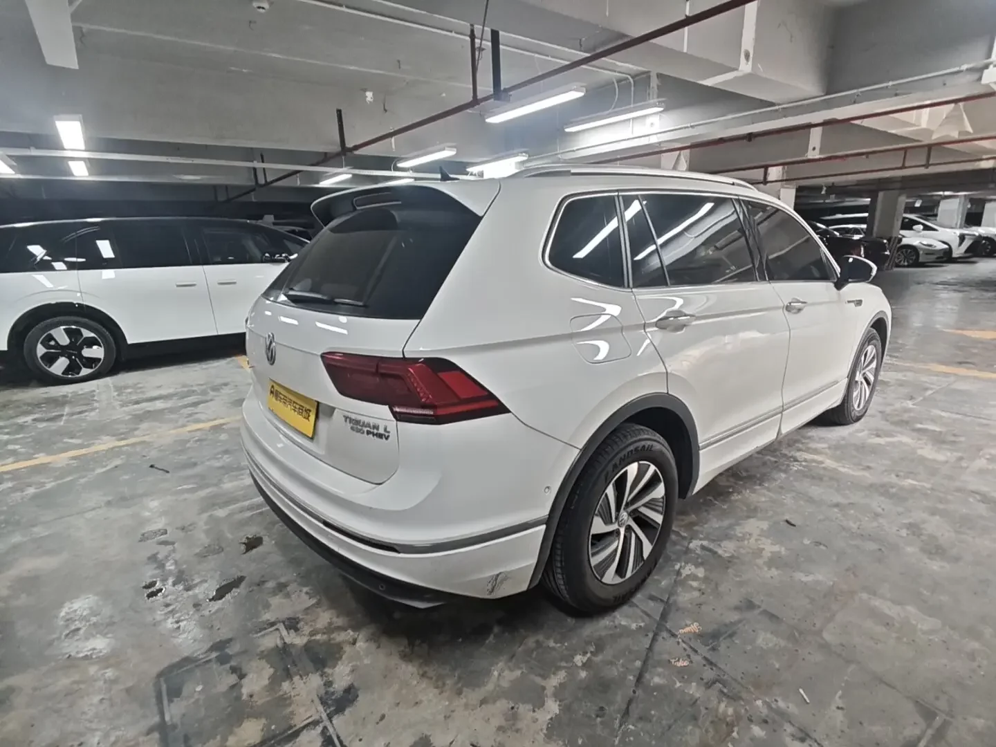Volkswagen Tiguan L PHEV