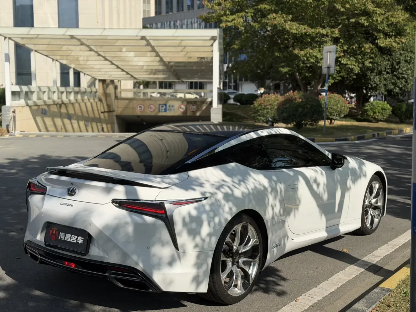 LEXUS LC