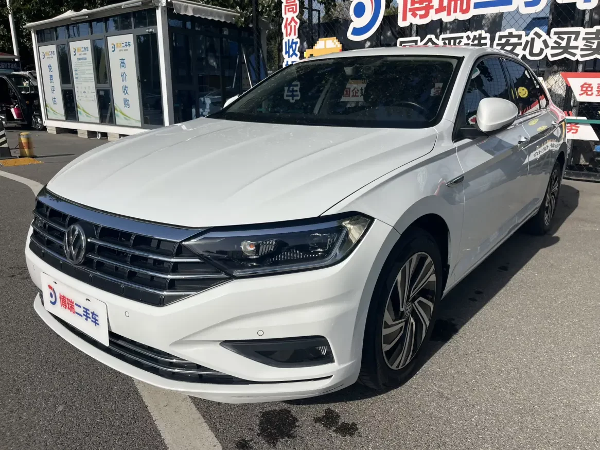 Volkswagen Sagitar
