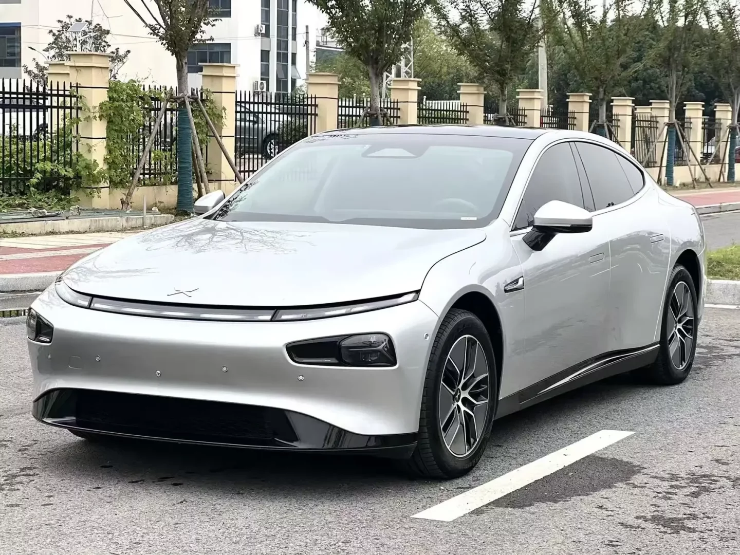 XPeng P7