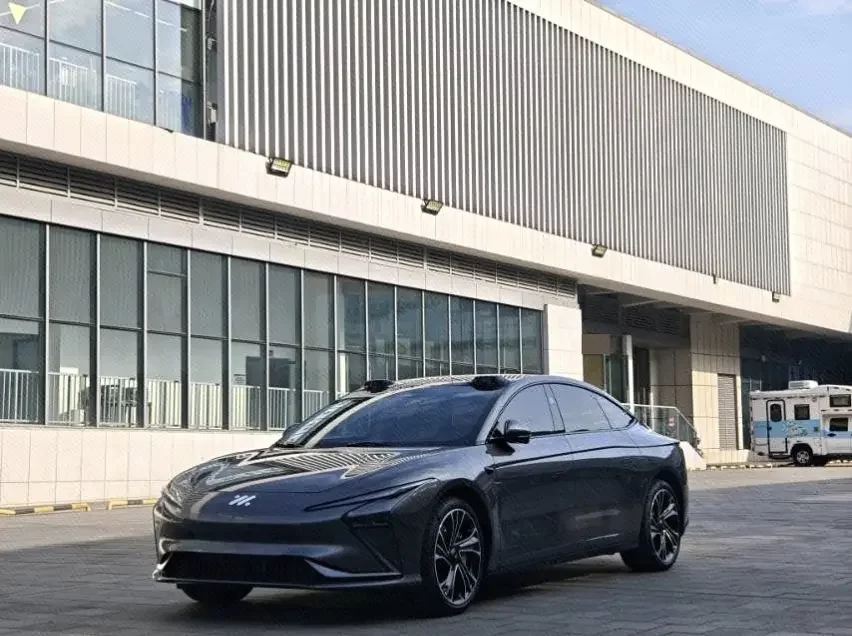 IM Motors Zhiji L7
