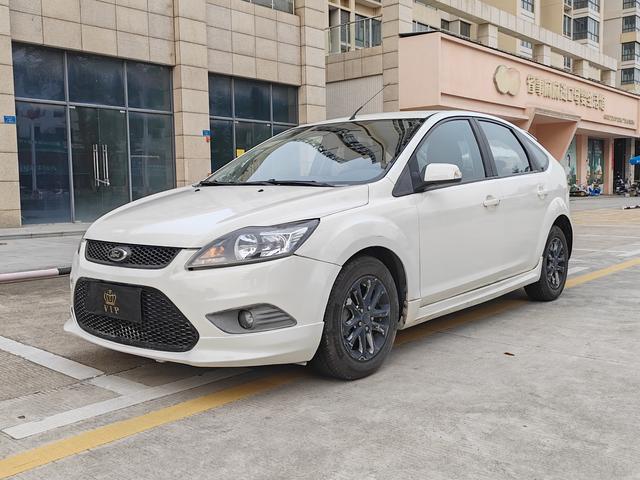 Ford Fox