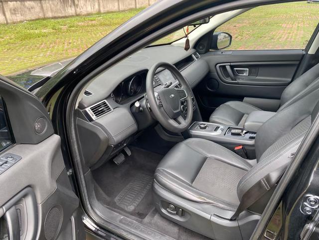 Land Rover Discover the magic