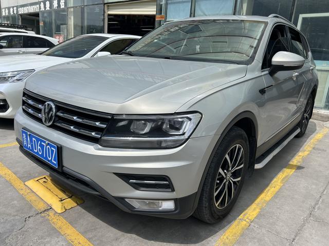 Volkswagen Tiguan L