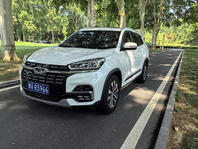 Chery Tiggo 8