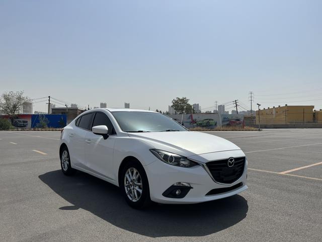 Mazda 3 Angkesela