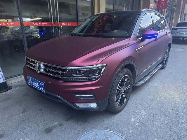 Volkswagen Tiguan L