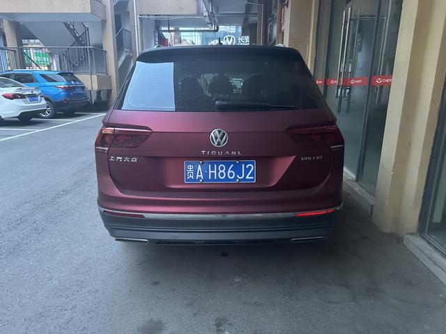 Volkswagen Tiguan L