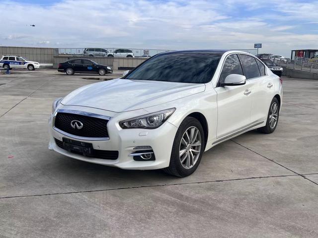 Infiniti Q50L